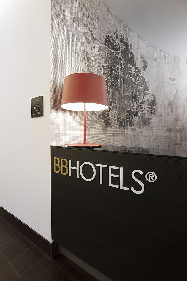 Bb Hotels Aparthotel Desuite Milán Exterior foto